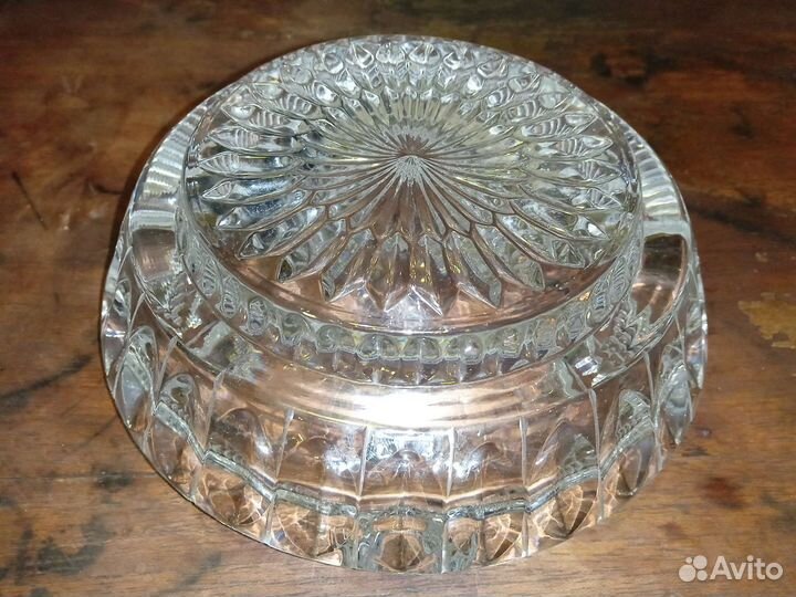 Хрустальная пепельница