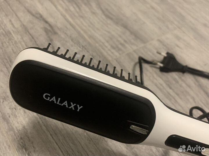 Расческа-выпрямитель