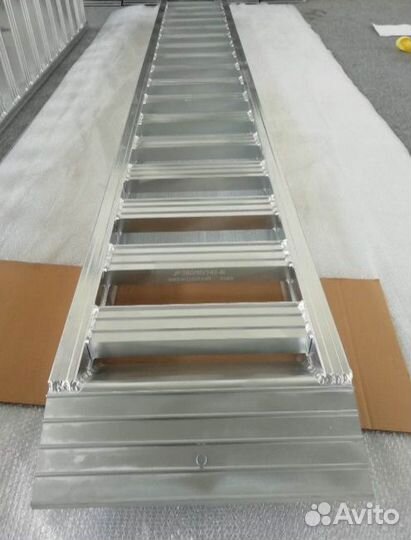 Сходни алюминиевые для спецтехники 3,0х0,4х2500кг