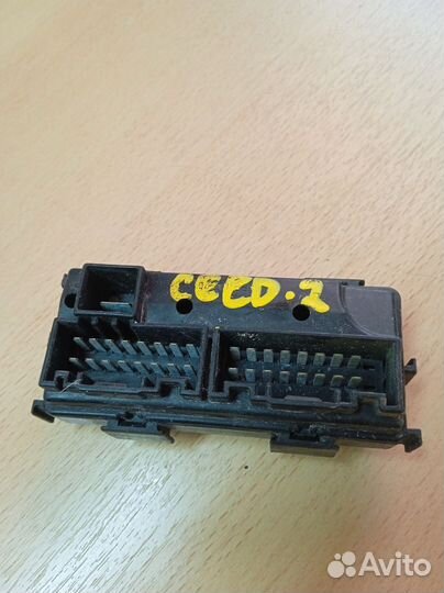 Блок предохранителей Kia Ceed