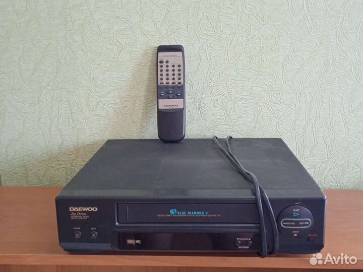 Видео-магнитофон (пишущий)