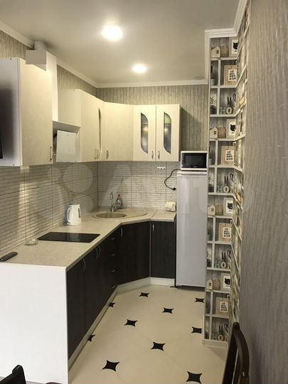 2-к. квартира, 50 м², 8/10 эт.