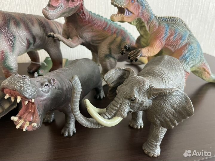 Модели динозавров новые