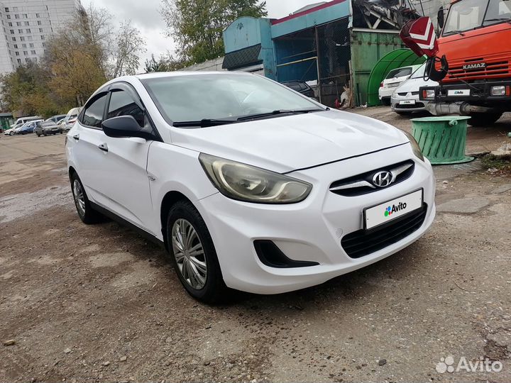 Hyundai Solaris 1.4 МТ, 2013, 330 000 км