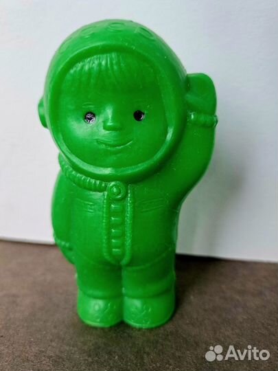 Космонавт СССР игрушка