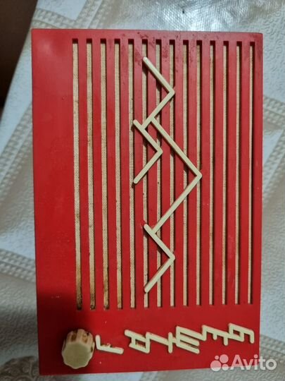 Радиоприёмник и громкоговоритель времён СССР