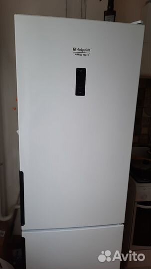 Холодильник Hotpoint Ariston в отличном состоянии