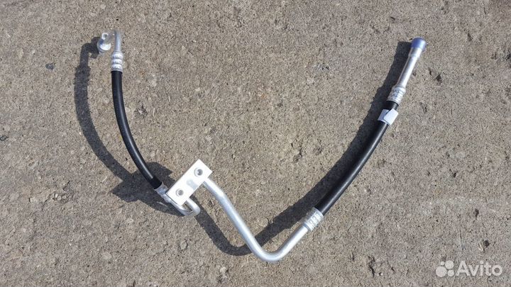 Трубка кондиционера на Форд Фьюжен Фиеста мк5