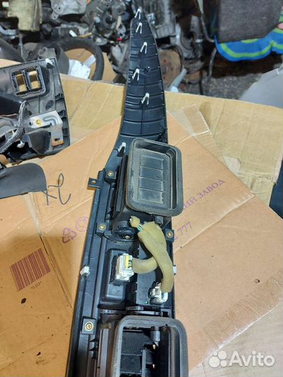 Накладка центральной консоли Mitsubishi Lancer 9