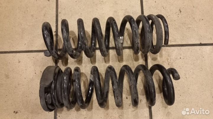 Пружина подвески Jaguar F-Pace 2017