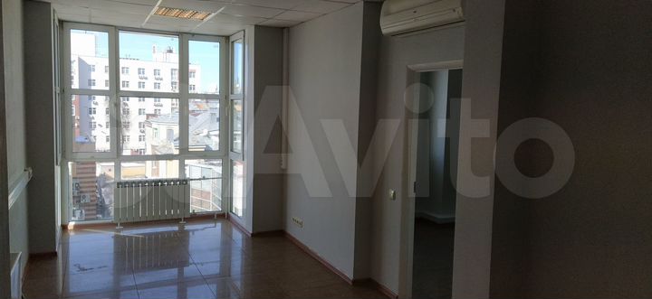 Помещение с арендаторами, 95 м²