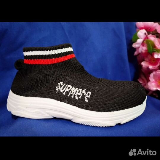Высокие кроссовки текстиль, 25,5 р, новые, чёрные