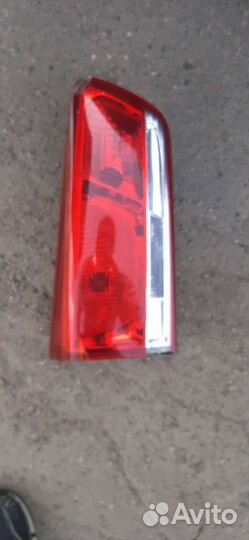 Фонарь левый kia rio.924044x600