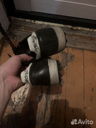 Шиповки adidas mundial