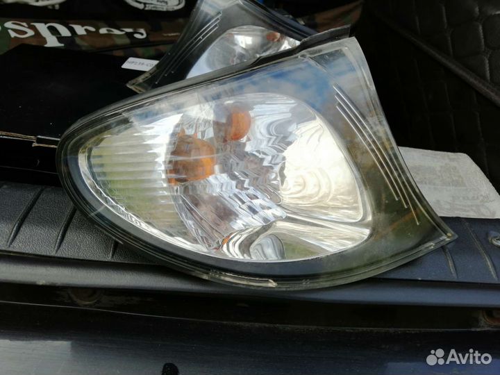 Передние поворотники на BMW 3