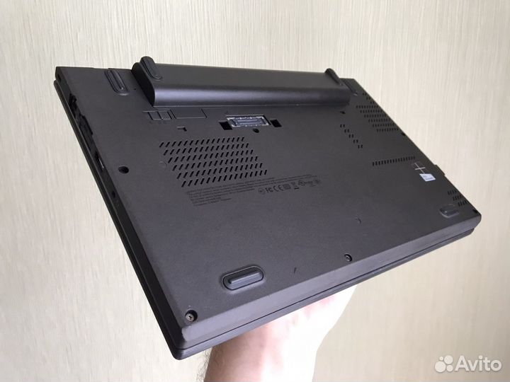 Lenovo thinkpad x240 Core i3 4010U