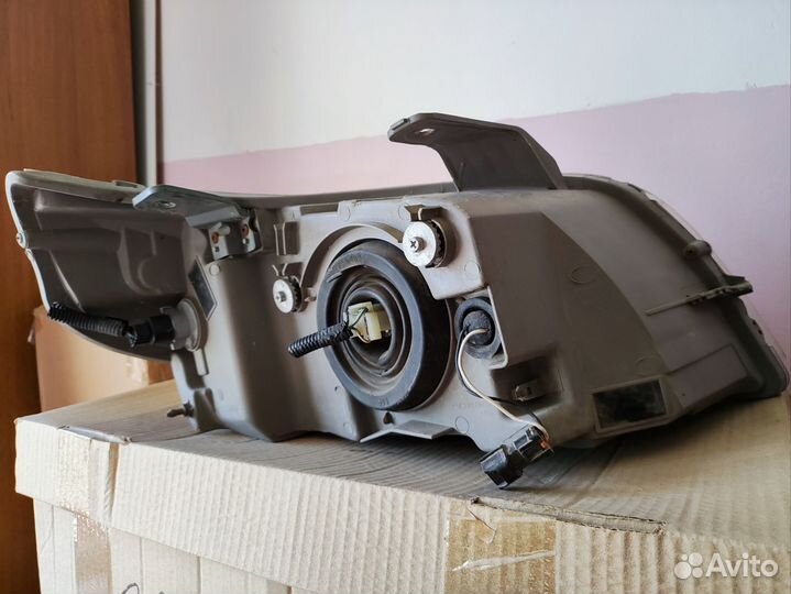 Фара левая chevrolet aveo t250, хэтчбек