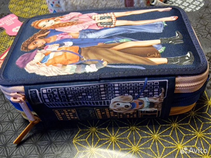 Пенал школьный