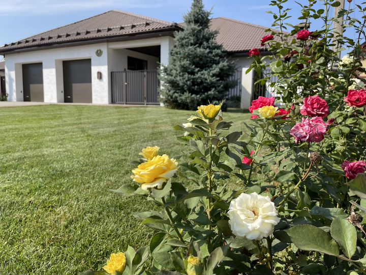 Дом 420 м² на участке 10 сот.