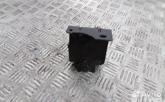 Реле накала свечей jeep grand cherokee WK2 (MML06O