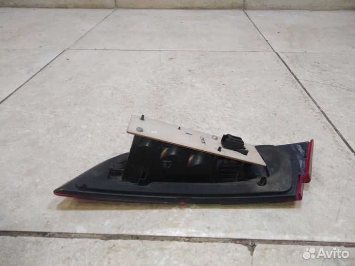 Фонарь задний внутренний левый Jaguar XF CC9 2007