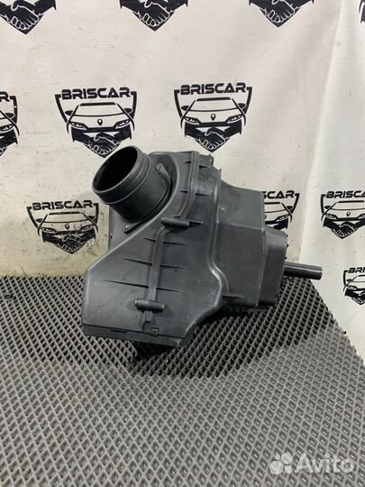 Корпус воздушного фильтра Audi A8 4H cgwa 2012