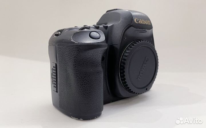 Камера Canon EOS 5D Mark II