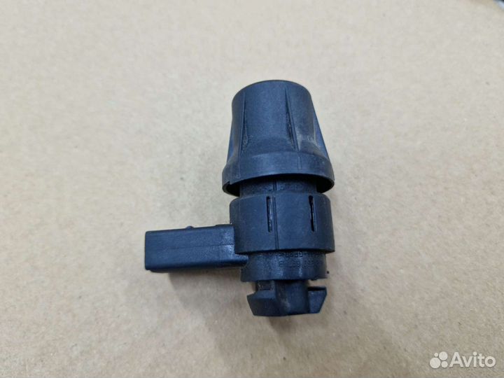 Датчик кнопка кикдаун Audi A8/S8 D2 /D3 4B0959897B