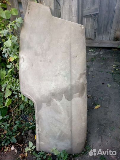 Крыло заднее правое Газ 21 Волга