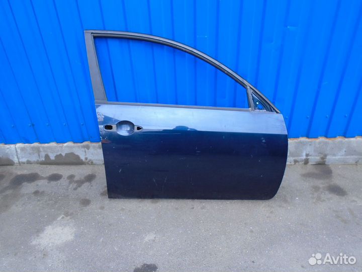 Nissan 80100-AV630 Дверь передняя, правая