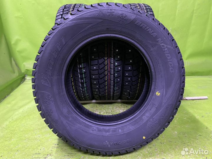 Viatti Brina Nordico V-522 185/70 R14 88T