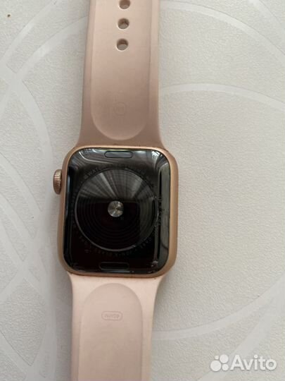 Apple watch SE (gen 1) 40mm gold