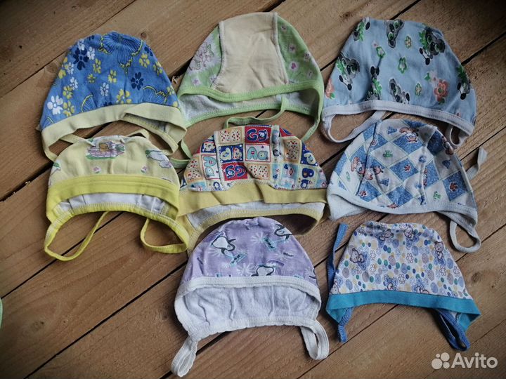 Чепчики шапочки