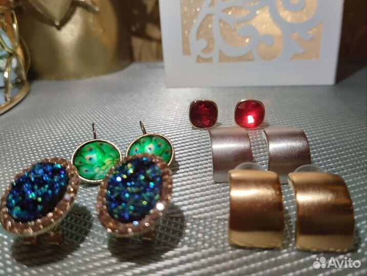 Новые серьги, броши и др