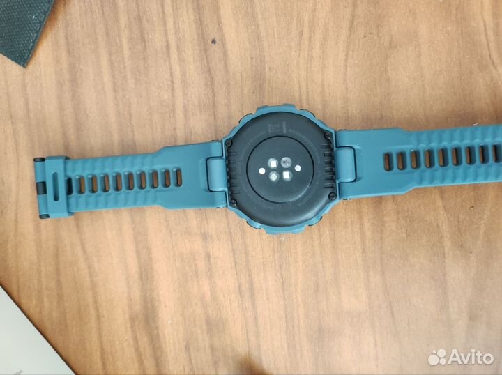 Смарт-часы Amazfit T-Rex Pro