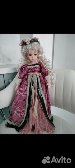 Кукла фарфоровая коллекционная большая