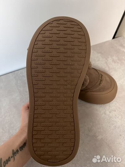 Кроссовки ботинки зимние