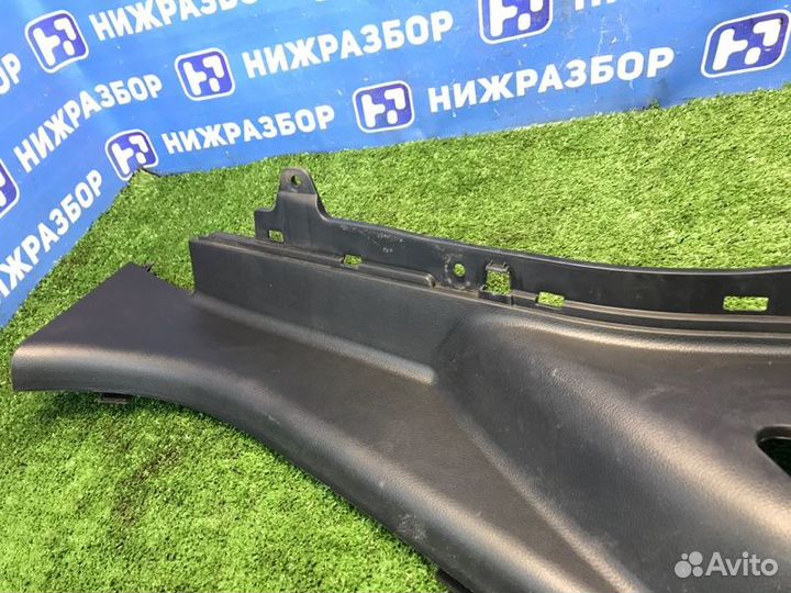 Накладка порога (внутренняя) задняя правая Kia Rio