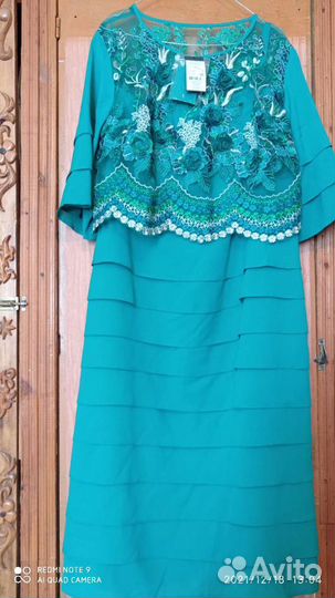 Нарядное женское платье 50