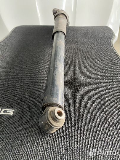 Амортизатор задний Mercedes Benz w212 оригинал