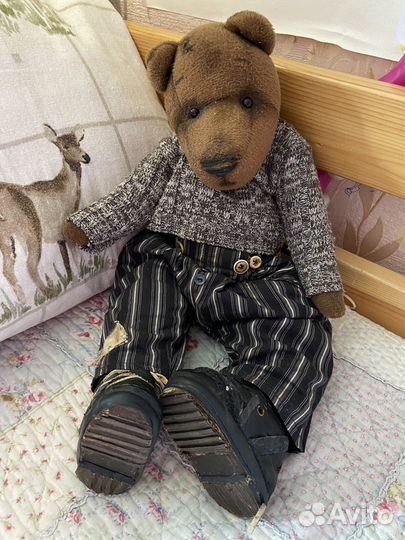 Большой плюшевый мишка