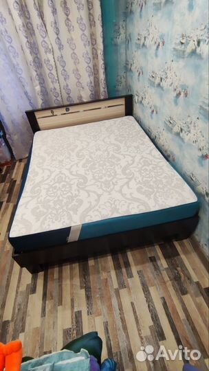 Матрас 160х200 бу