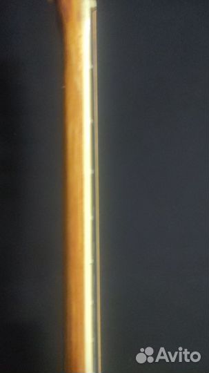 Акустическая гитара дредноут