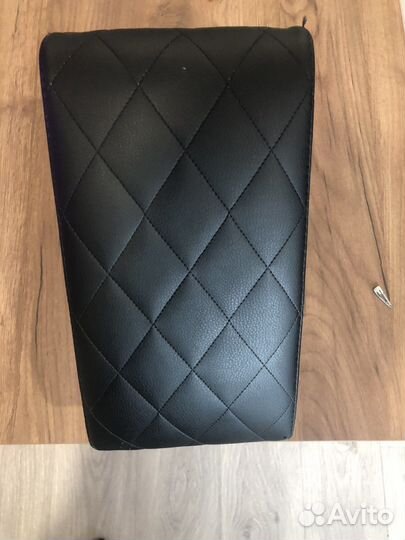 Подлокотник на kia rio 4