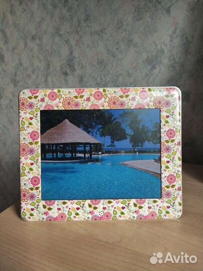 74. Цифровая фоторамка Ritmix