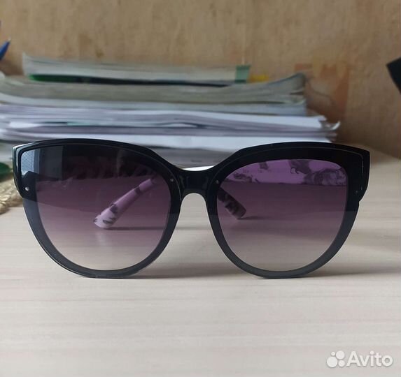 Солнцезащитные очки