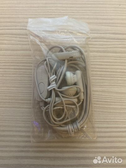 Наушники к телефону Samsung E 830