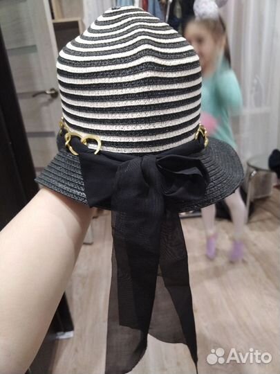 Соломенная шляпа женская