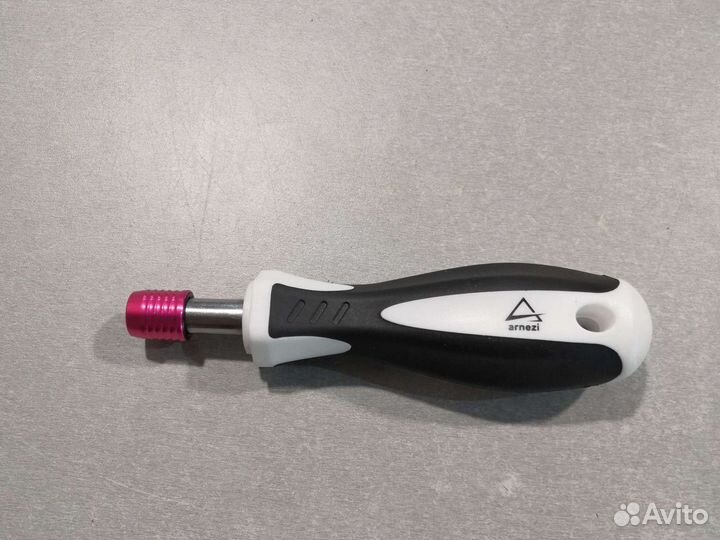 Отвертка с набором бит и головок 48 предметов