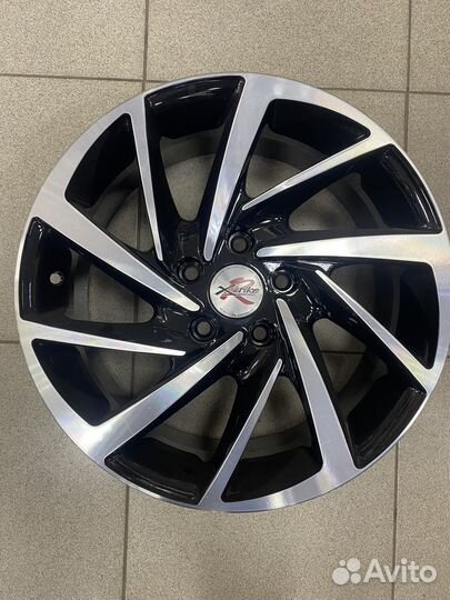 Диски литые Xtrike r17 5x114,3 Nissan